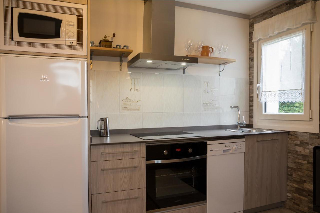 Casa Lizarrosta En Nacedero Del Urederra Villa บาเกดาโน ภายนอก รูปภาพ